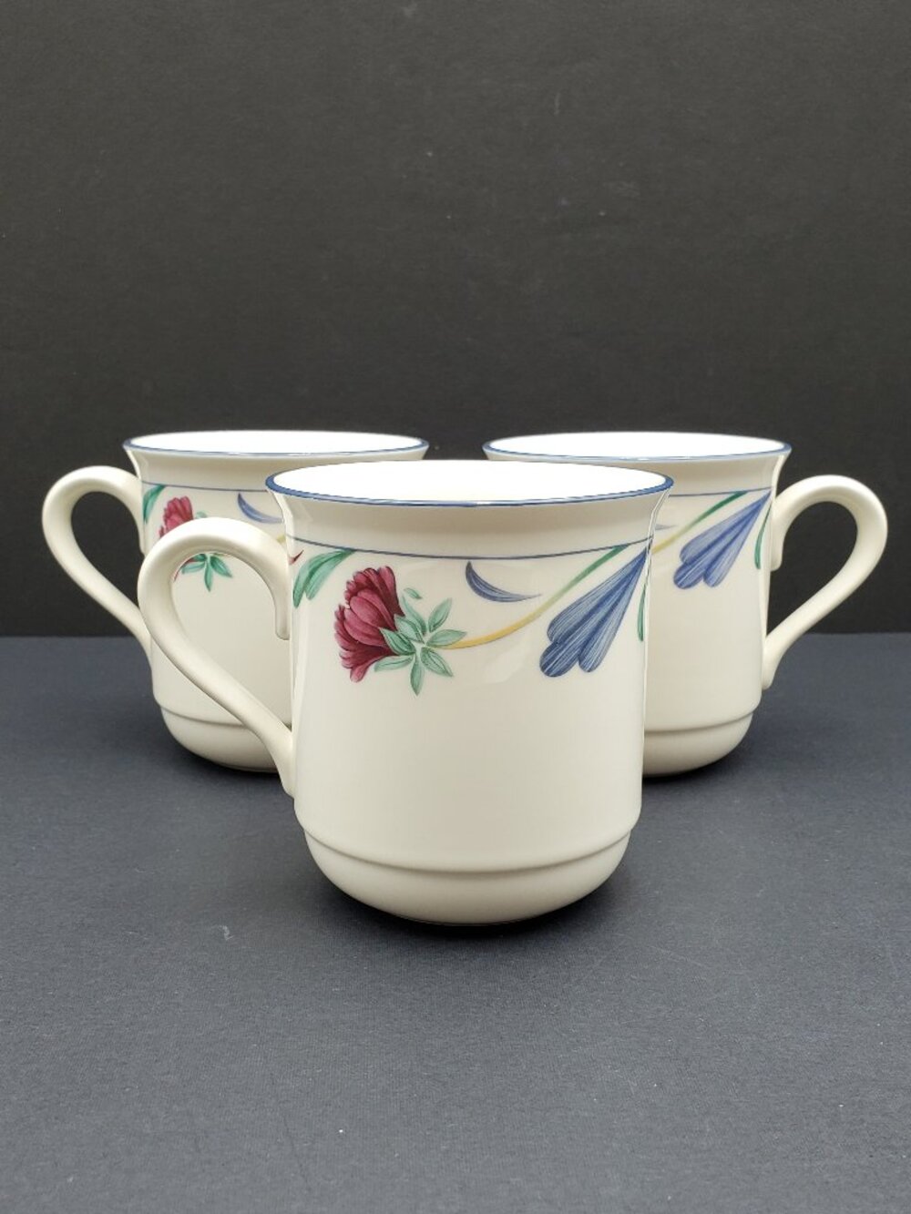 Lenox Poppies on Blue Mugs Lenox Chinastone Blue & Red Flowers Coffee Cups